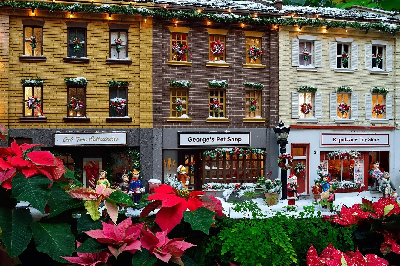 Small storefronts decorated for the holidays